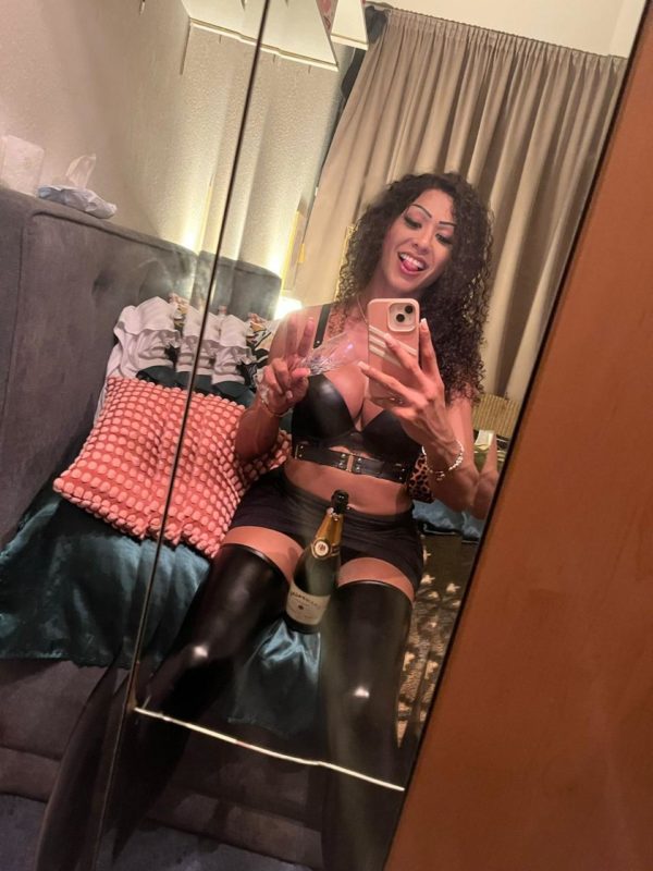 Barbie Preta 116