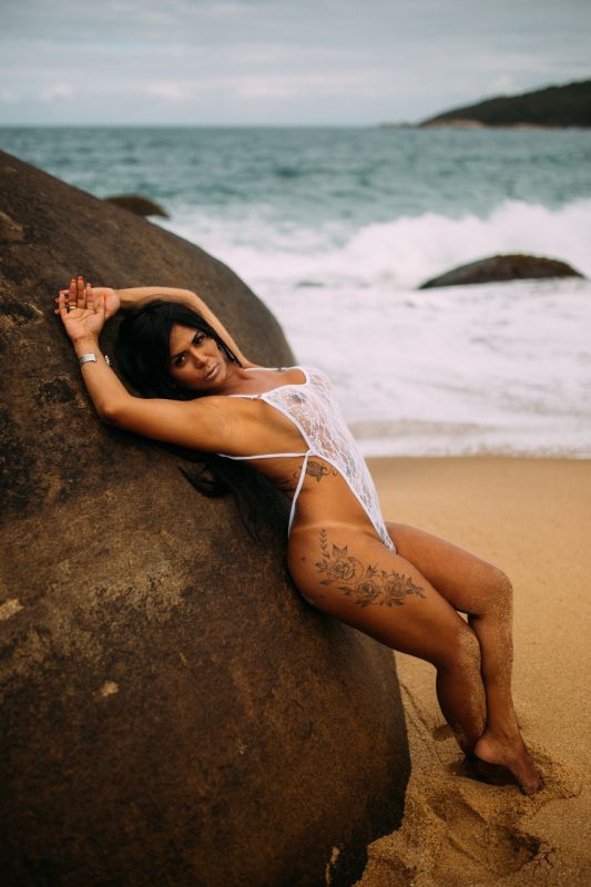 Thaysla Almeida 44