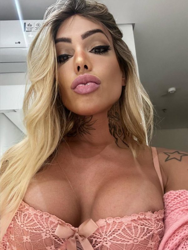 Vanessa Rafaella 63