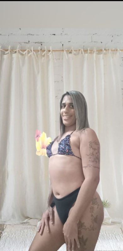 Leandra Pires 41