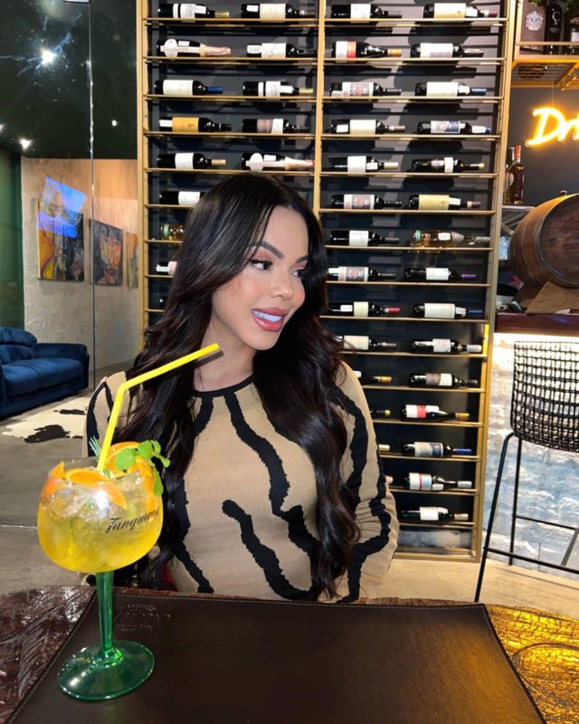 Emilly Valentina 80