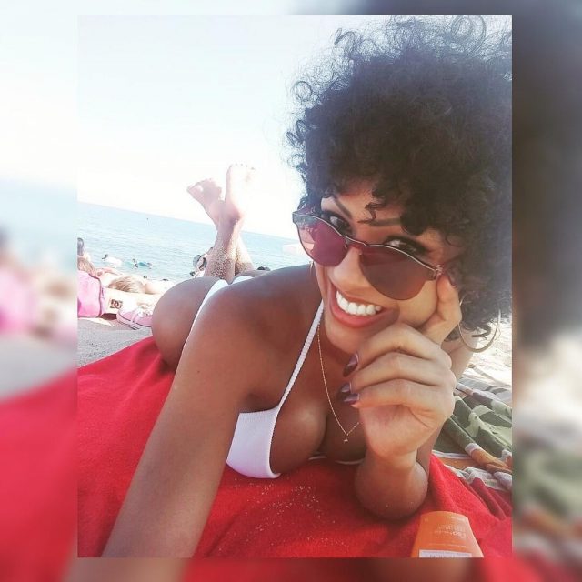 Barbie Preta 78