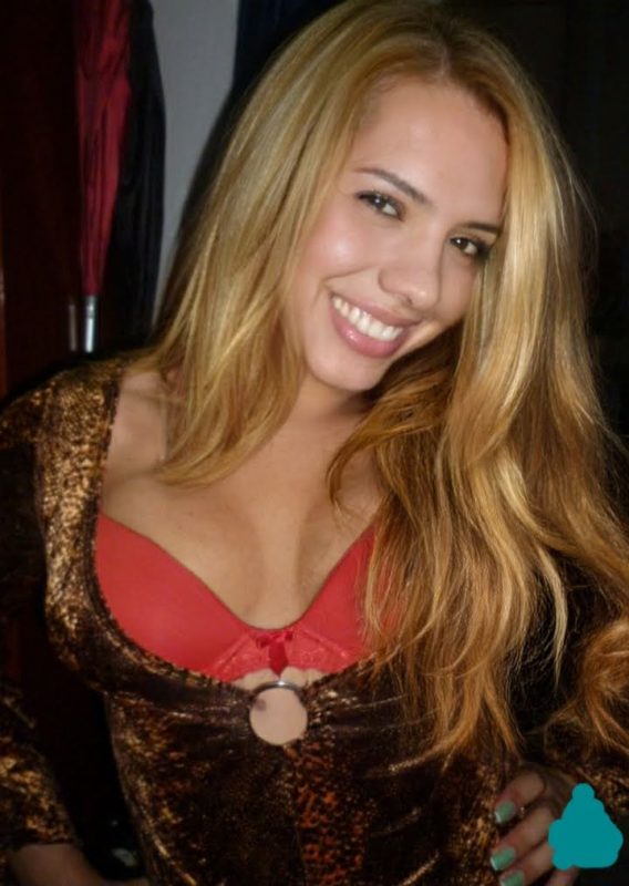Anitta Carioca 13