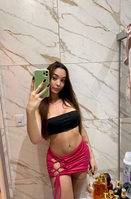Ariany Silva 19