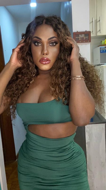 Bruna Diimy 25