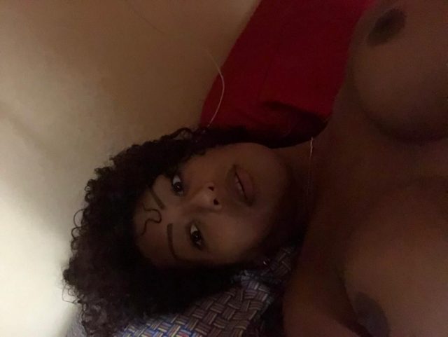 Barbie Preta 87