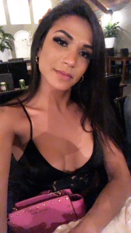 Laura Mariane 19