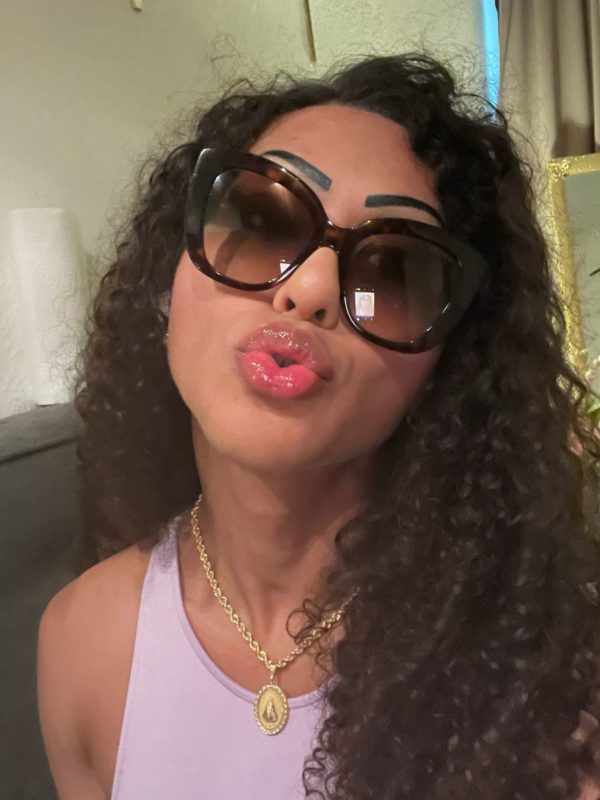 Barbie Preta 50