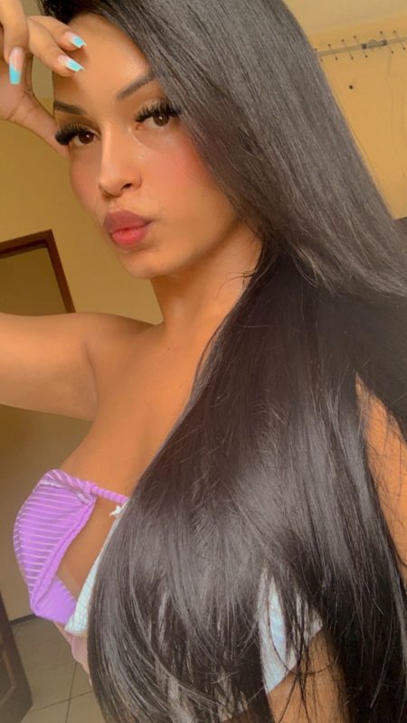 Bianca Sousa 50