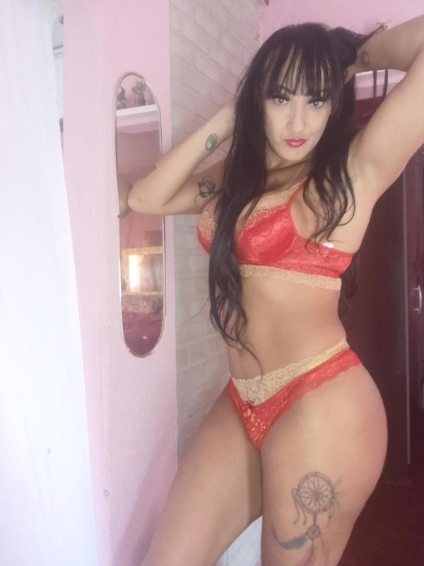 Michelly Leonna 268