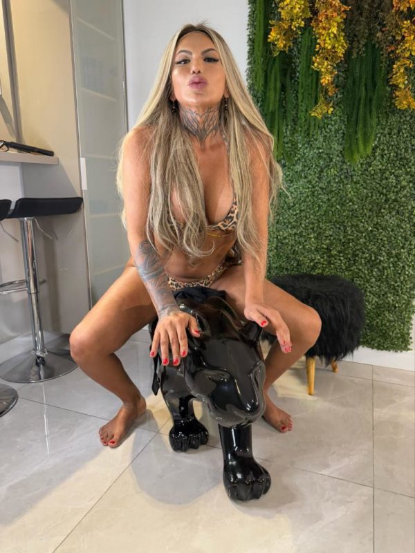 Carol Delavega 72