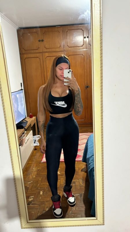 Monyque Soares 16