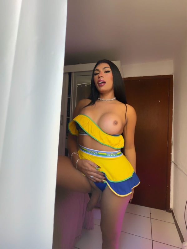 Suellen Oliveira 27