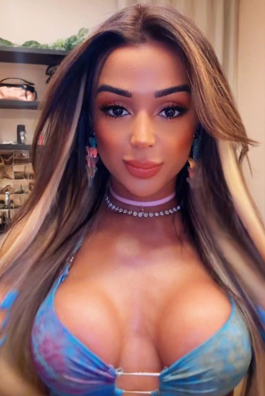 Sabrina Fernandes 2