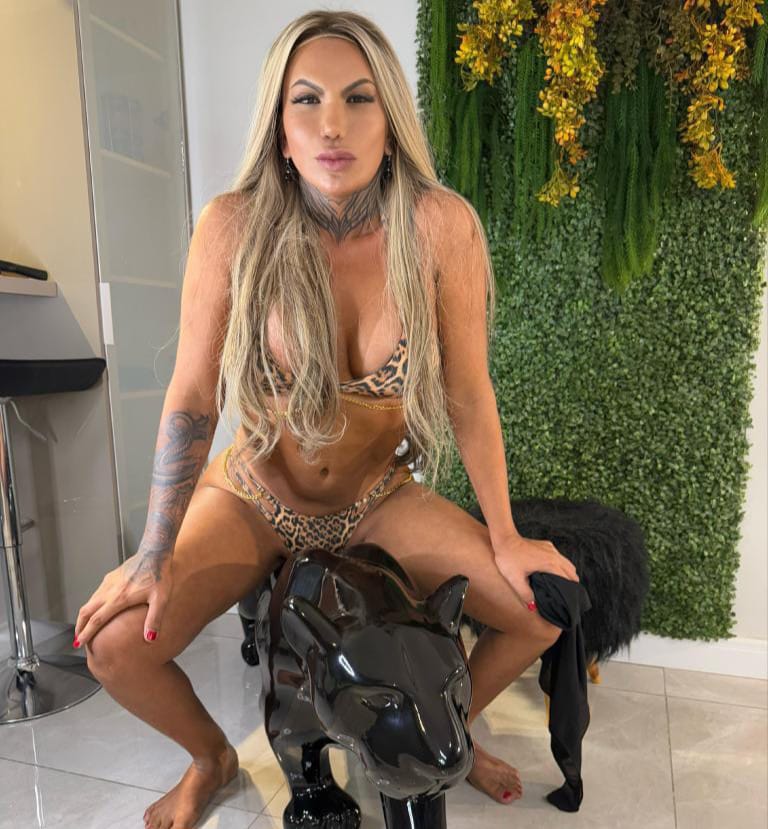 Carol Delavega 70