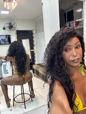 Morena Cajuína Transex 132