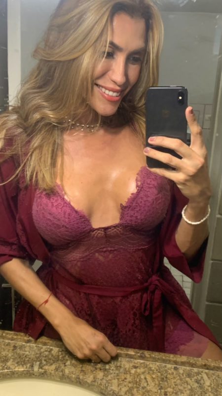 Julia Morena 20