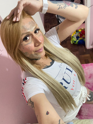 Nayane Tatuada 55