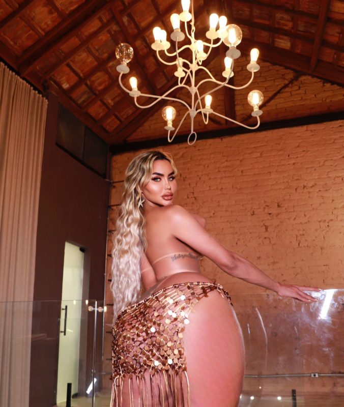 Sabryna Banks 16