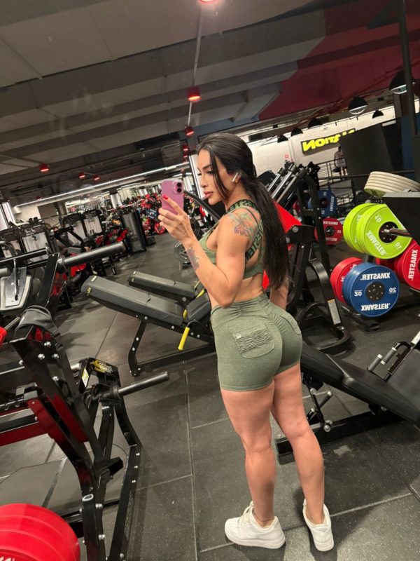 Júlia Denttelo 158
