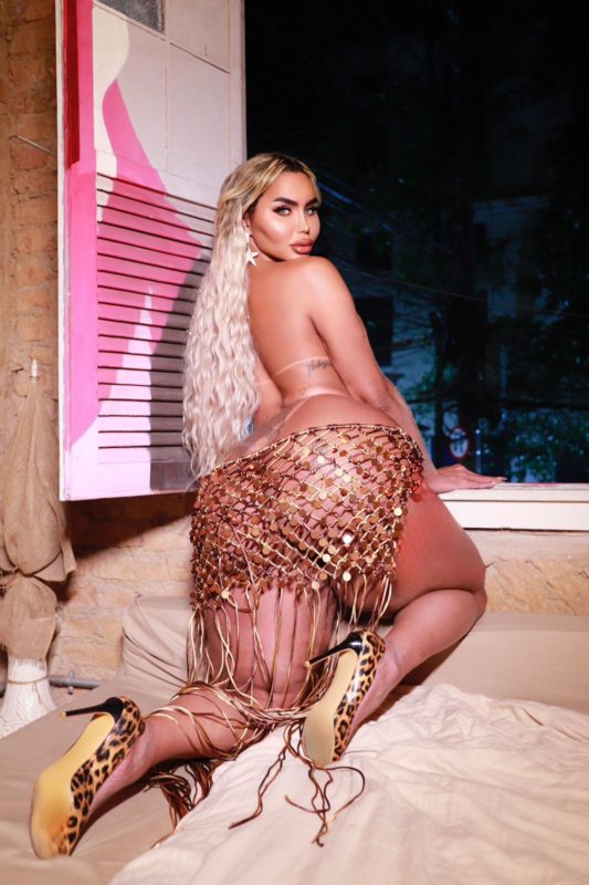 Sabryna Banks 20