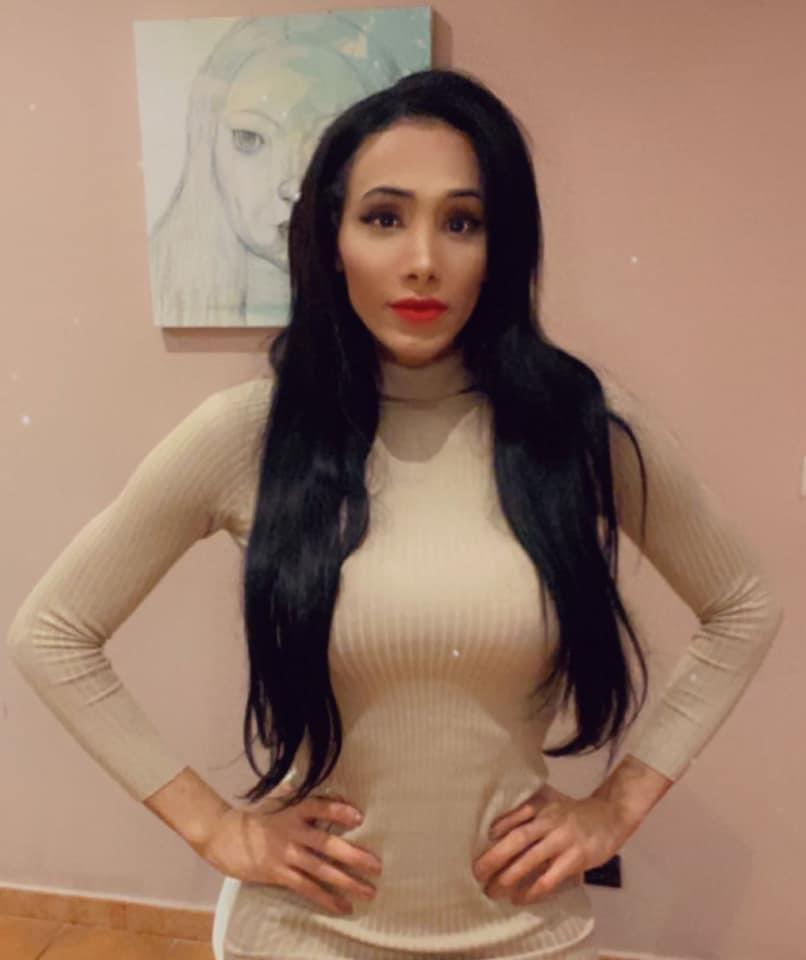 Dafinny Brunette 28