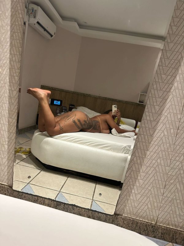 Keila Dias 23