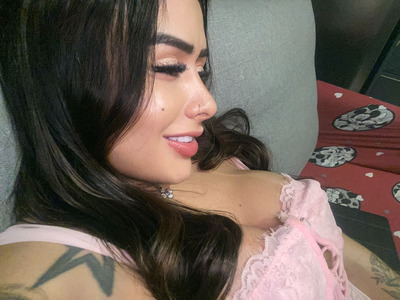 Tiffany Oliveira 3