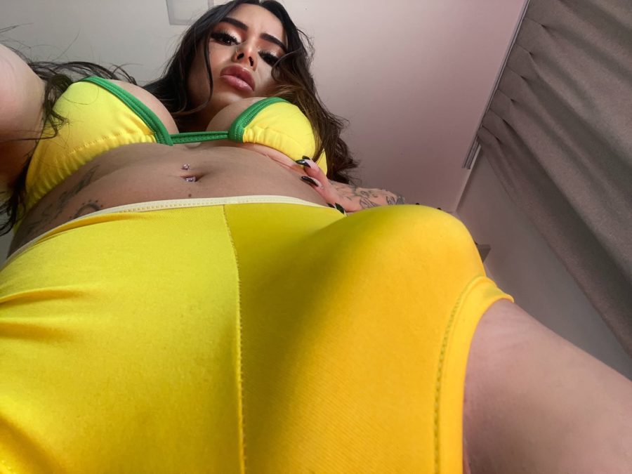 Tiffany Oliveira 6