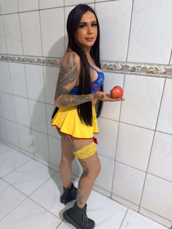 Yasmin 22cm 11