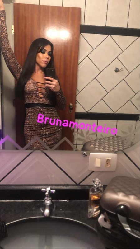 Bruna Monteiro 24