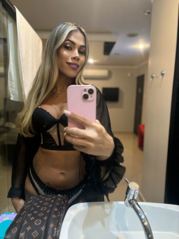 Bruna Monteiro 5