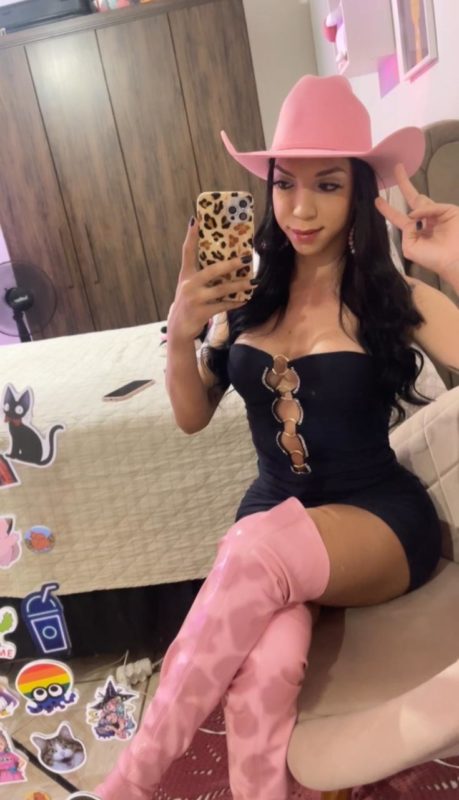 Anahí Giovanna 36
