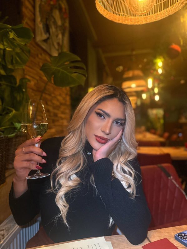 Bianca Massagista 12