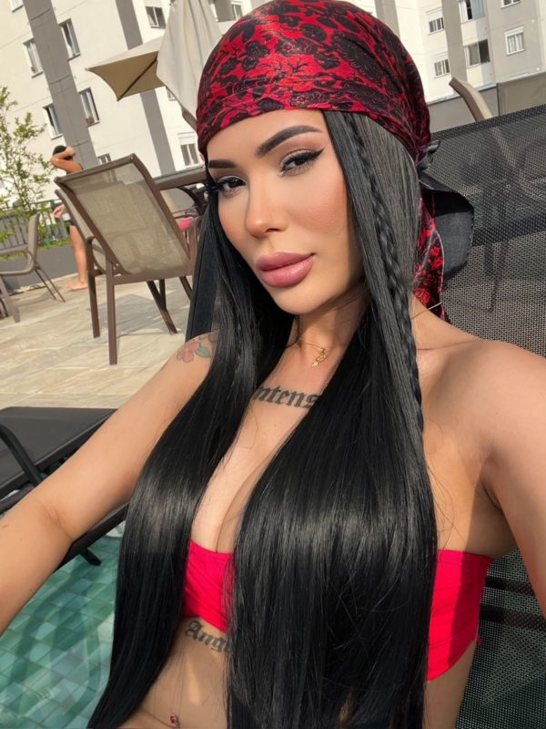 Tália Transex 10