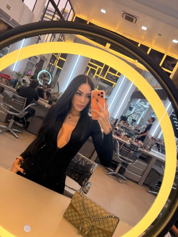 Larissa Araújo 63