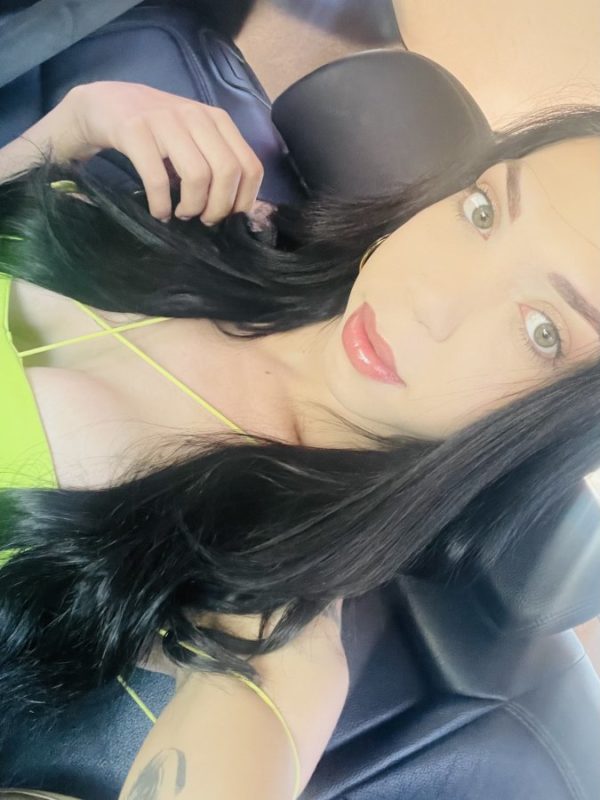 Anahí Giovanna 18