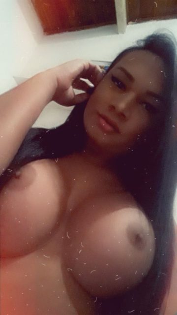 Sheylla Dominick 23