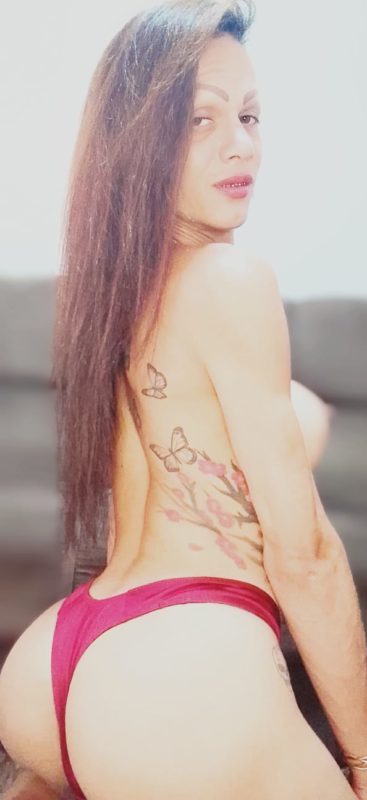 Laura Gouvêa 72