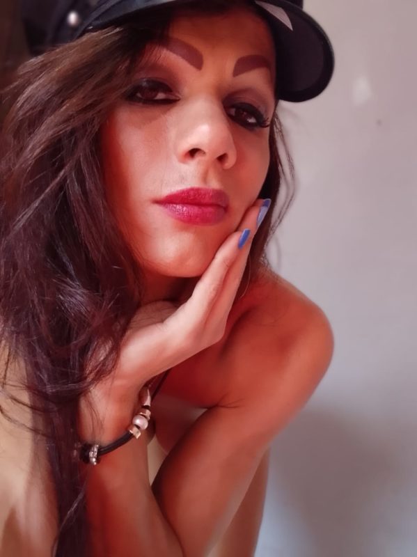 Laura Gouvêa 57