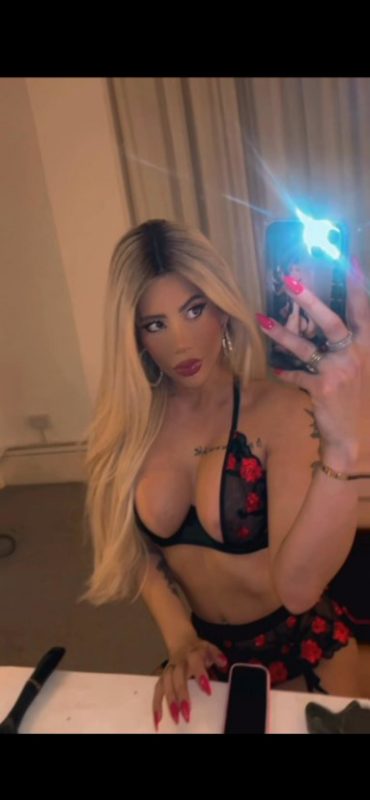 Maria Eduarda 25