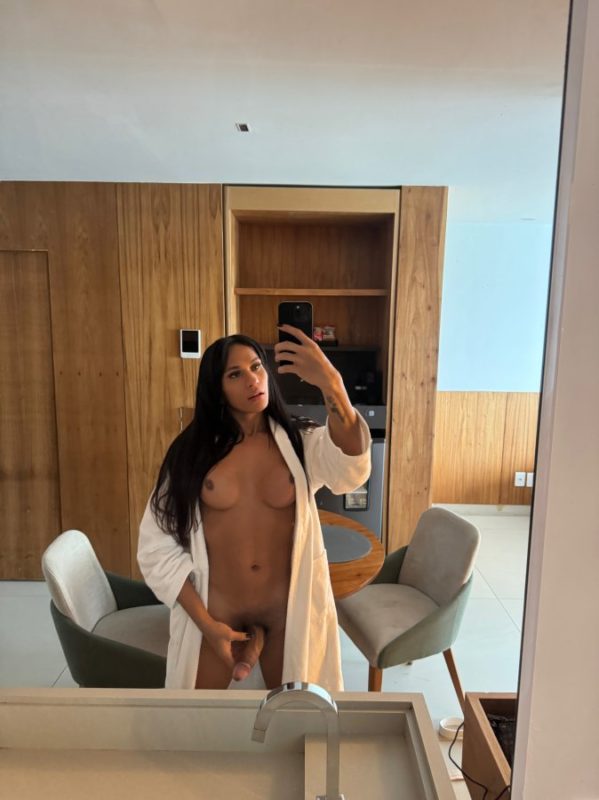 Sophia Oliver 4