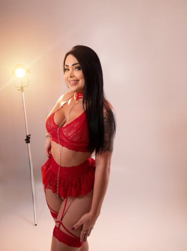 Luanna Oliano 18