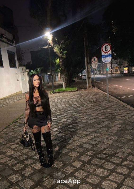 Mariana Bermanelly 19