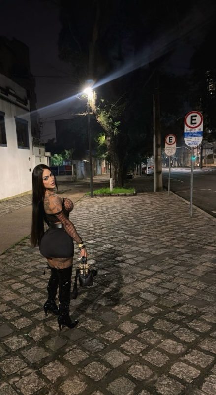 Mariana Bermanelly 12