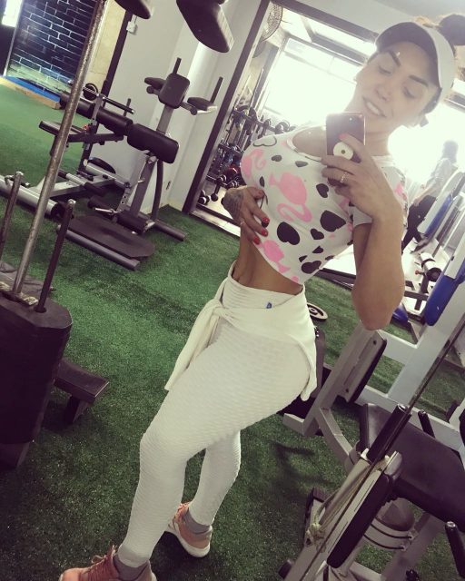 Jakeline Sandri 84