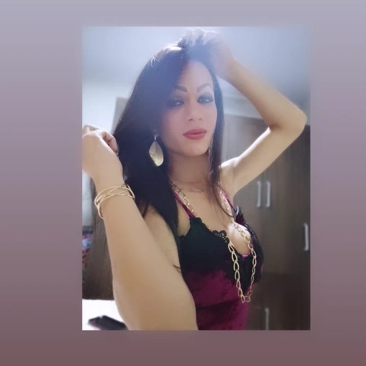 Laura Gouvêa 54
