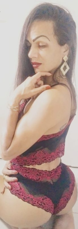 Laura Gouvêa 22