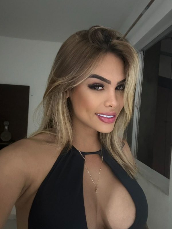Laryssa Rocha 8