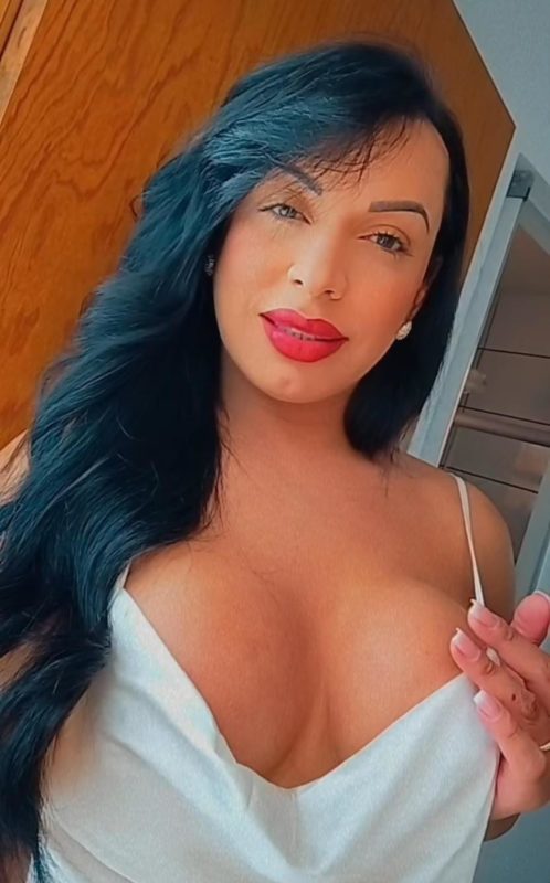 Gyovana Sales 17